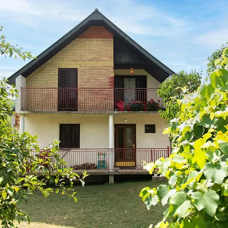 Baba's House Holiday home *